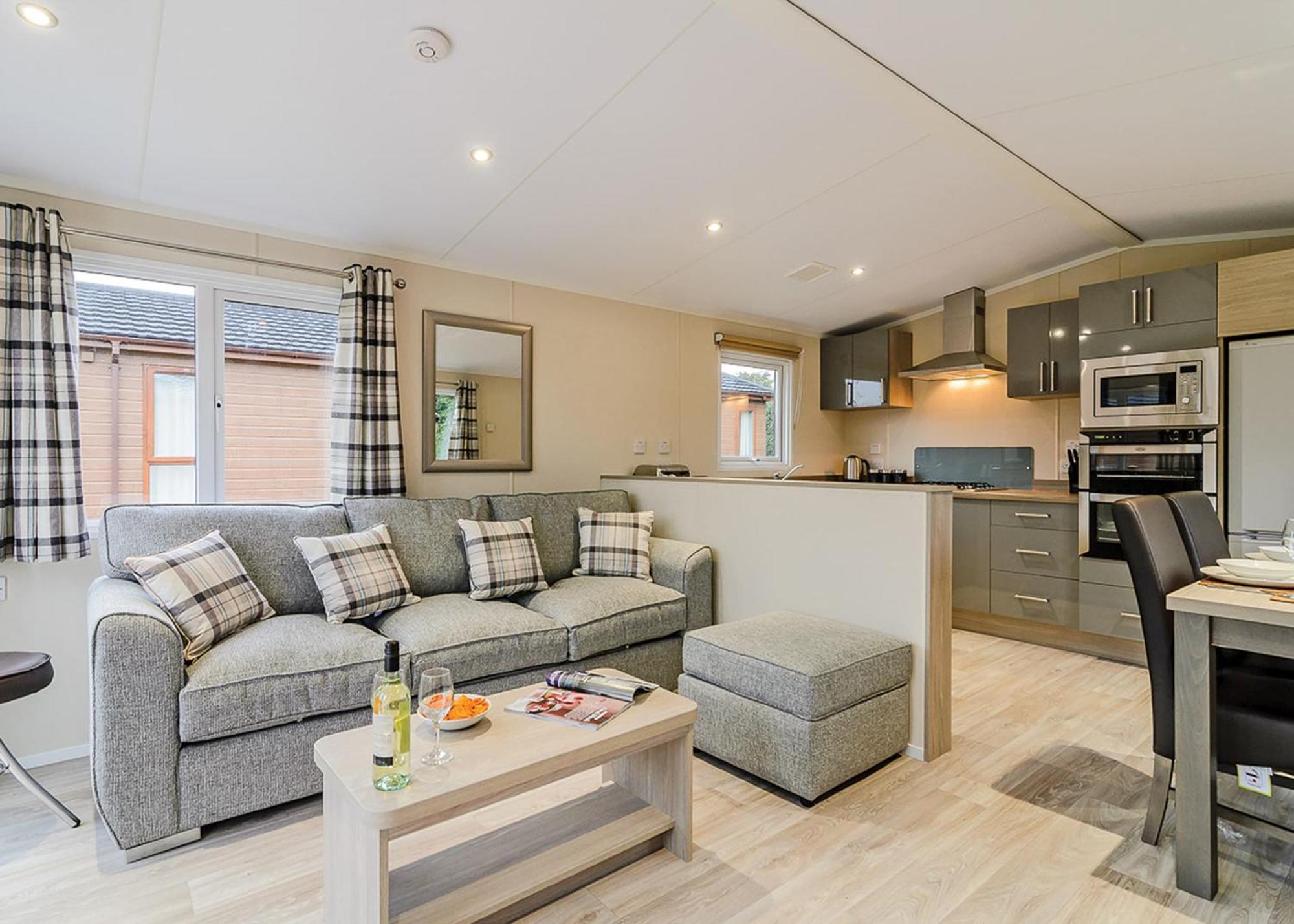 Canterbury Reach Lodge Retreat Petham ภายนอก รูปภาพ